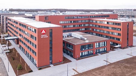 ALHO - größtes modulares Bürogebäude Europas