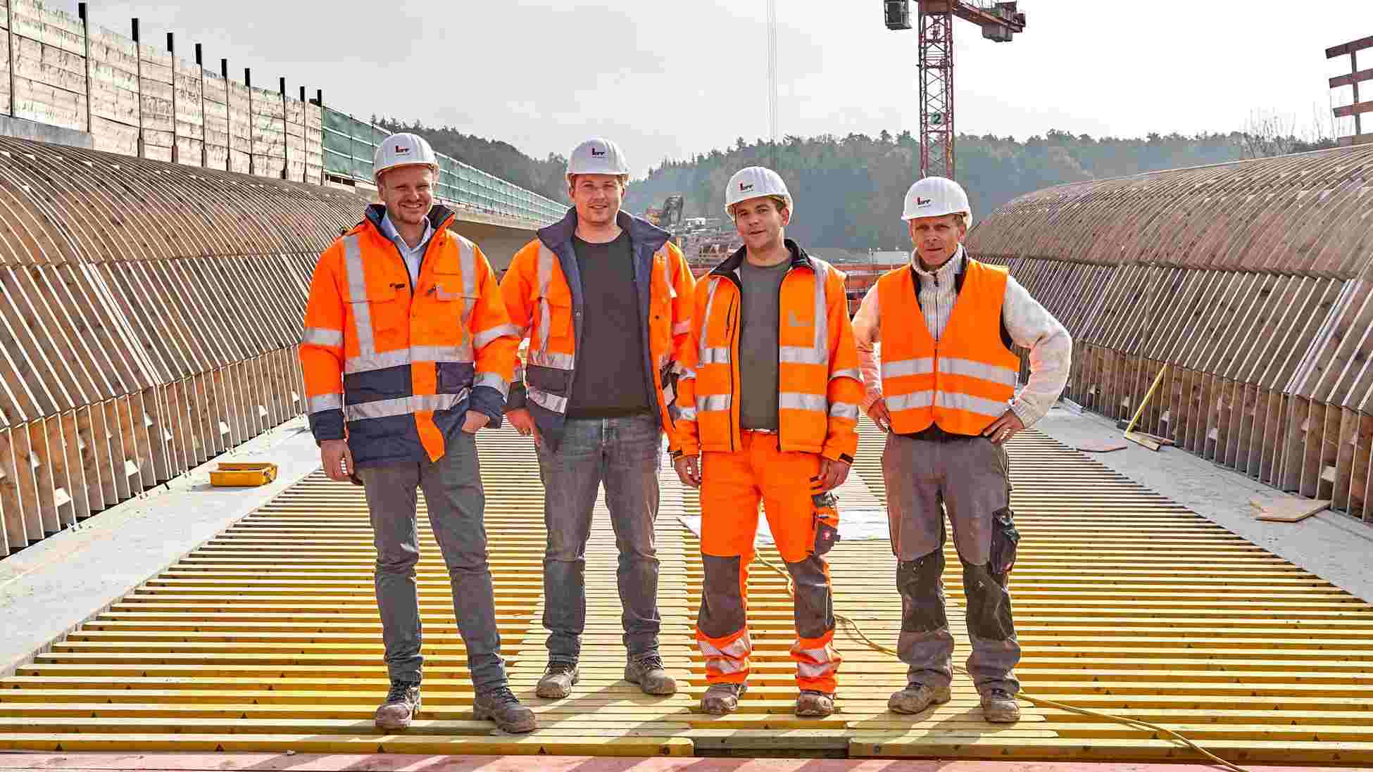 Lupp - Karriereumfeld